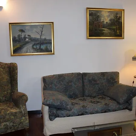 Le Scale Apartment Foligno
